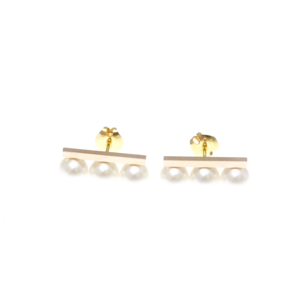 Tasaki Balance Neo Earrings Pearl Pink Gold (18K) Stud Earrings Pink Gold - Picture 5 of 10